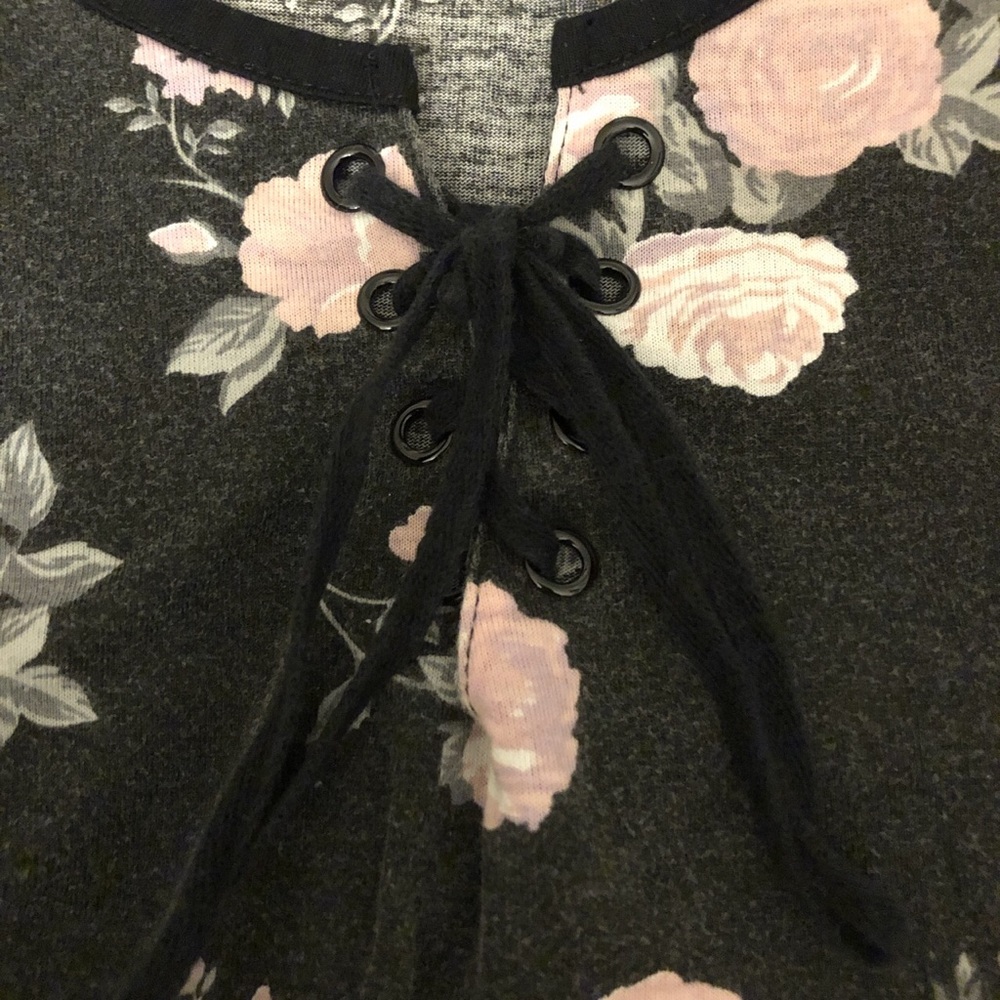 Shirt - Picture 2 of 3